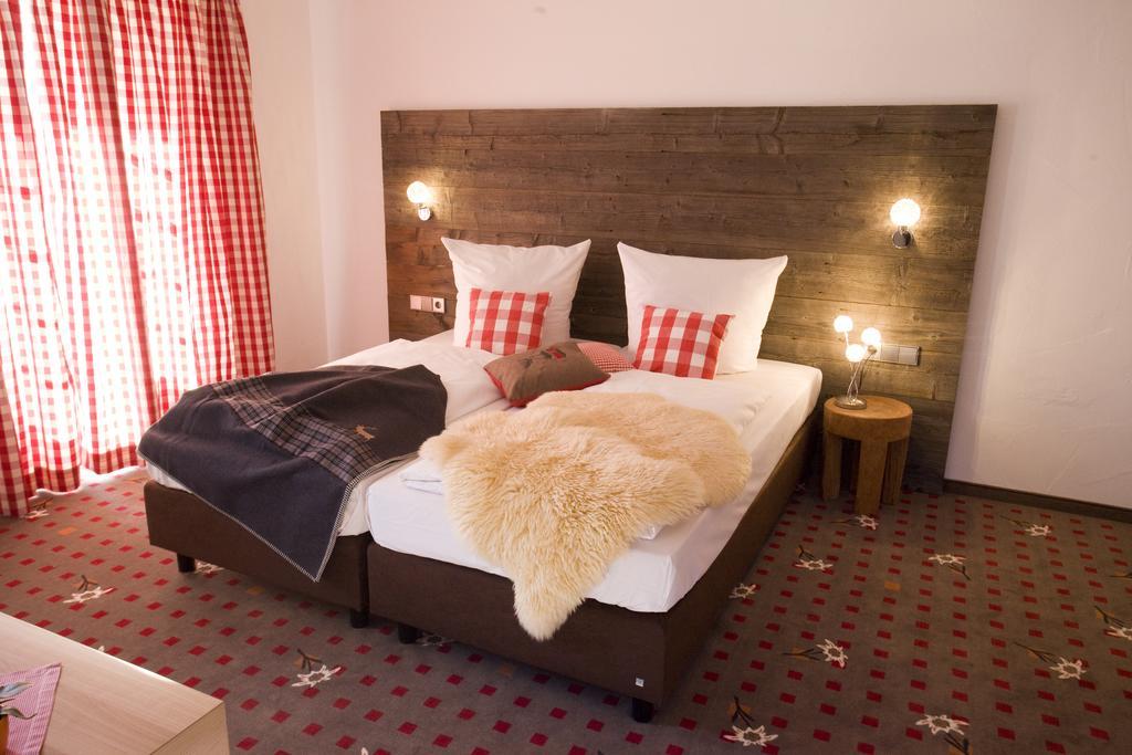 Alpin Lifestyle Hotel Loewen & Strauss Oberstdorf Exterior foto